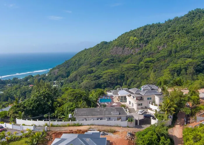 Amanda - Value Mountain Hotell Au Cap (Mahe)